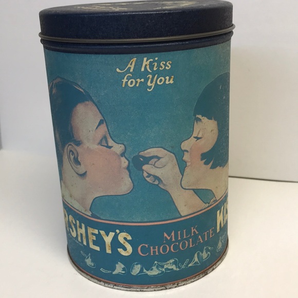 Hershey’s Chocolates Vintage Tin 1980 Cylinder 7x4 - Picture 4 of 9